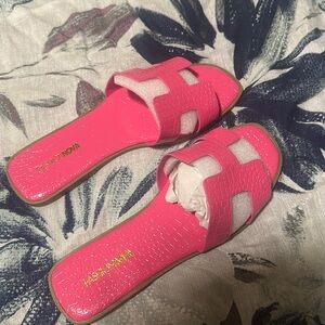 Cute fashion nova sandals